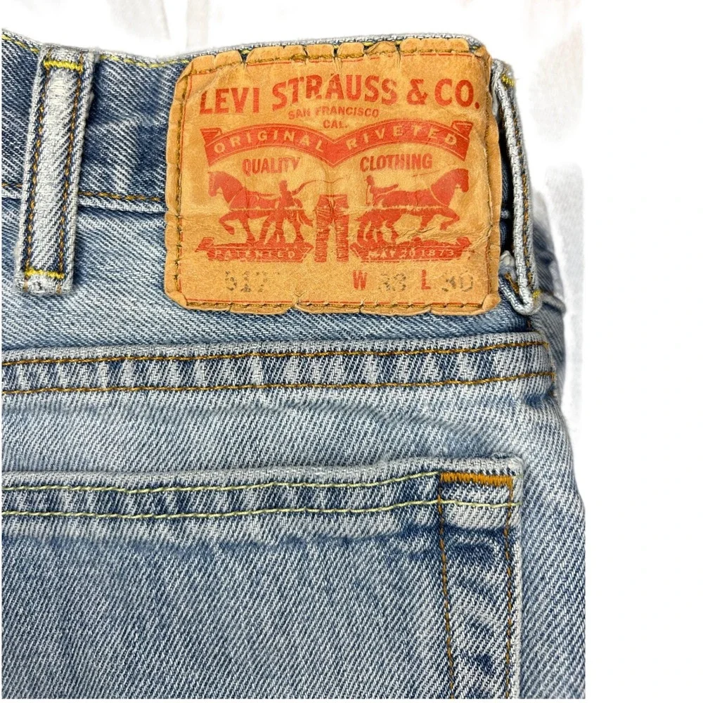 Levi's 517 Bootcut Jeans W38 L28 Mens Light Wash Blue Denim Western Workwear